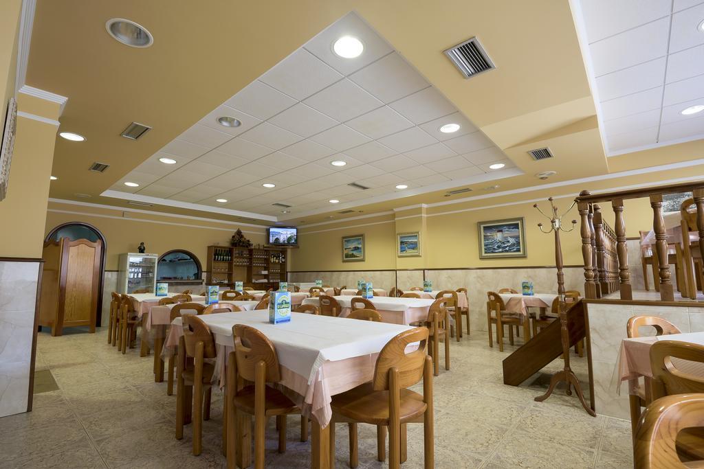 Hostal O Camouco Портоново Экстерьер фото