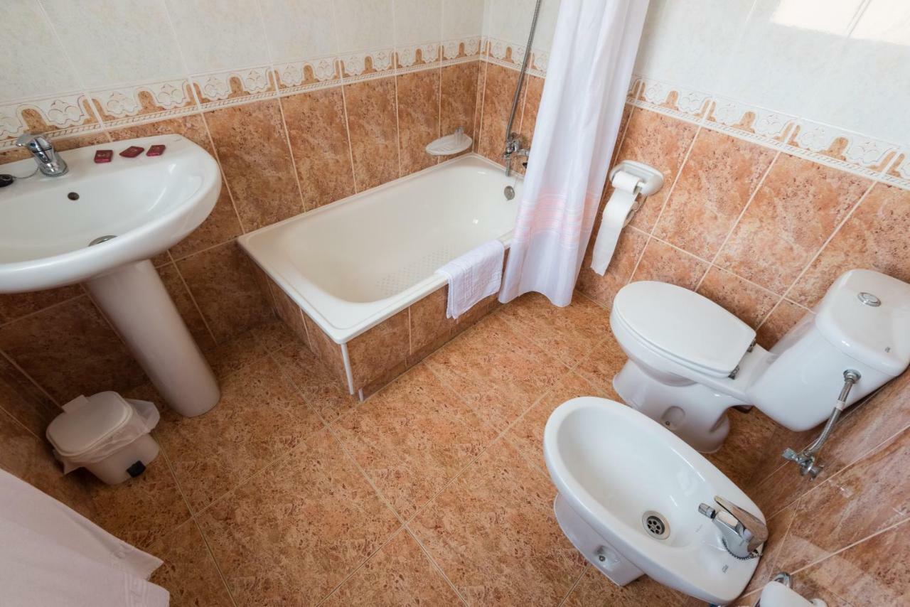 Hostal O Camouco Портоново Экстерьер фото